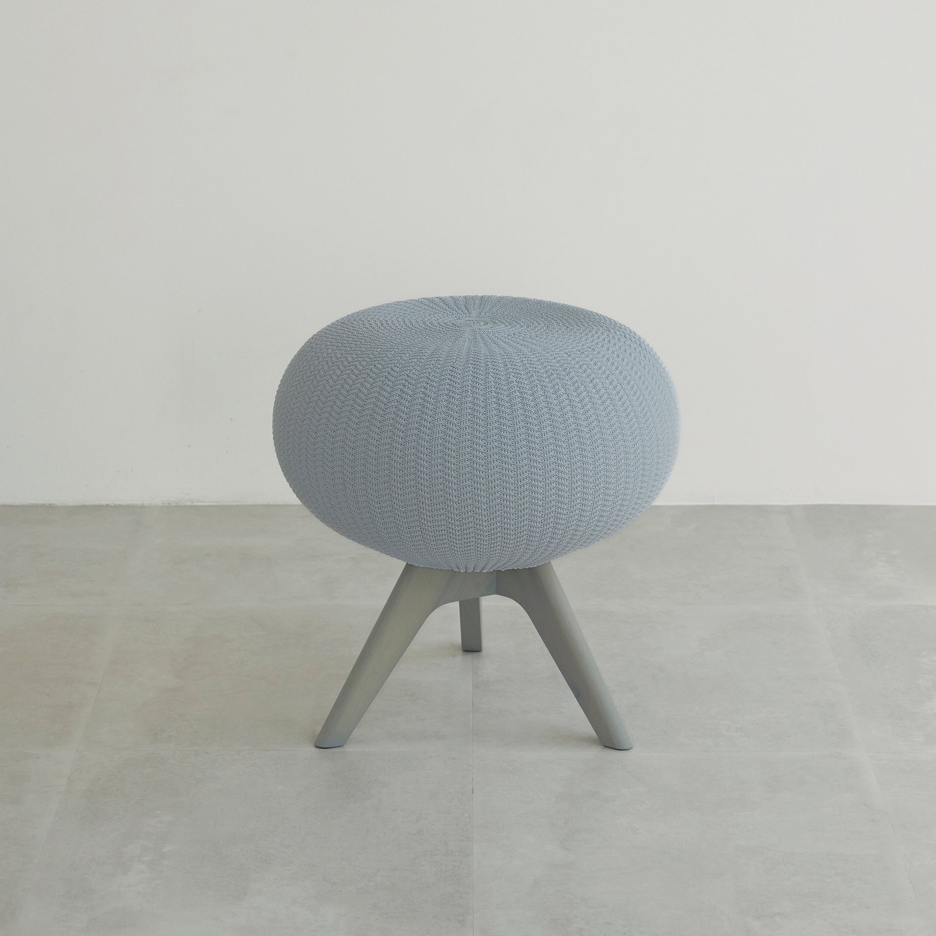 PUFFBO(パフボ) ライトグレー脚入荷予定のお知らせ